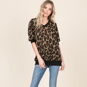 Short sleeve animal print top
